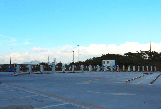 奧特迅望海路充電站停車場(chǎng).jpg 奧特迅望海路充電站停車場(chǎng).jpg